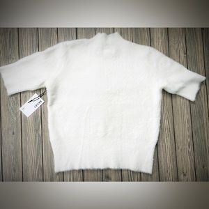 NWT Bailey 44 Mock Neck Short Sleeve Sweater